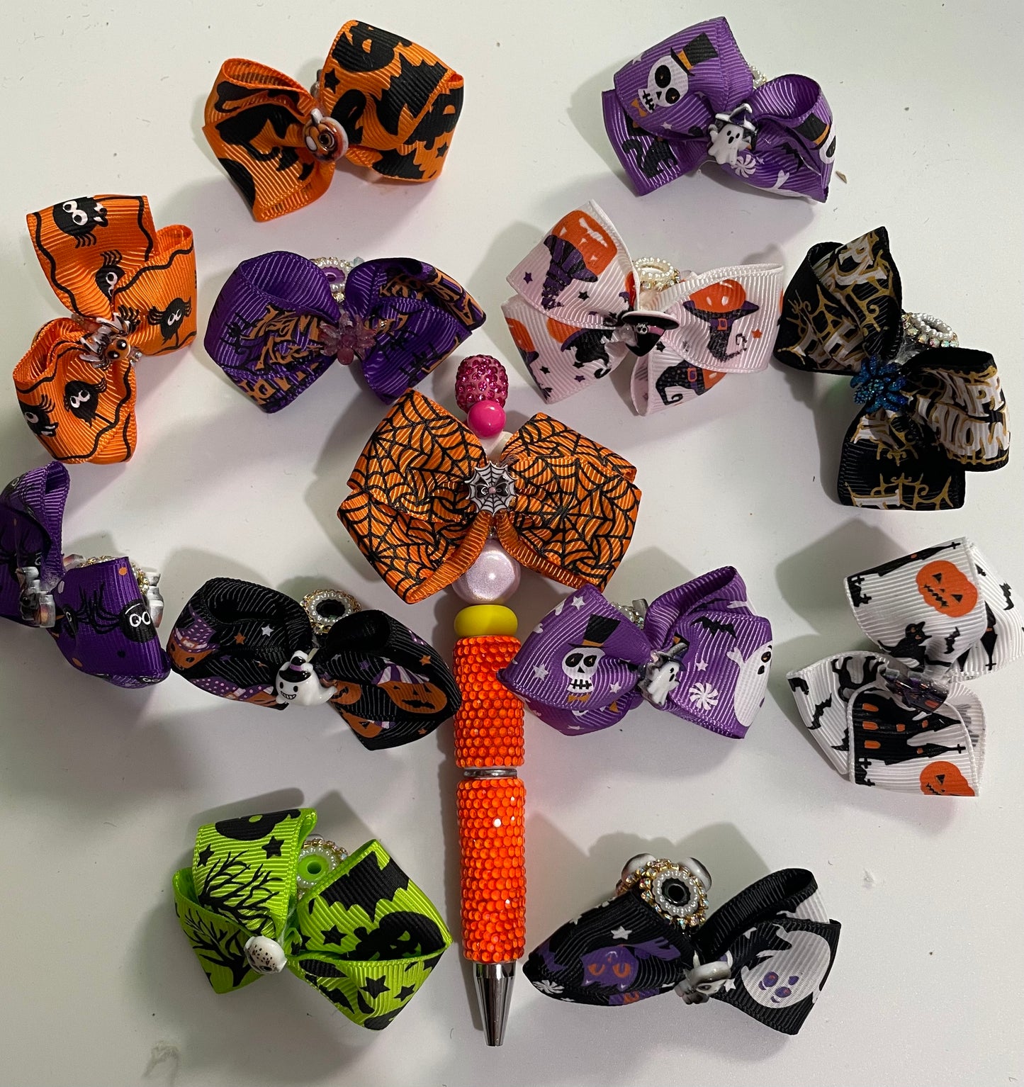 BOW Halloween Beads Pumpkin Webbing bow Skull head Acrylic beads Random Mix