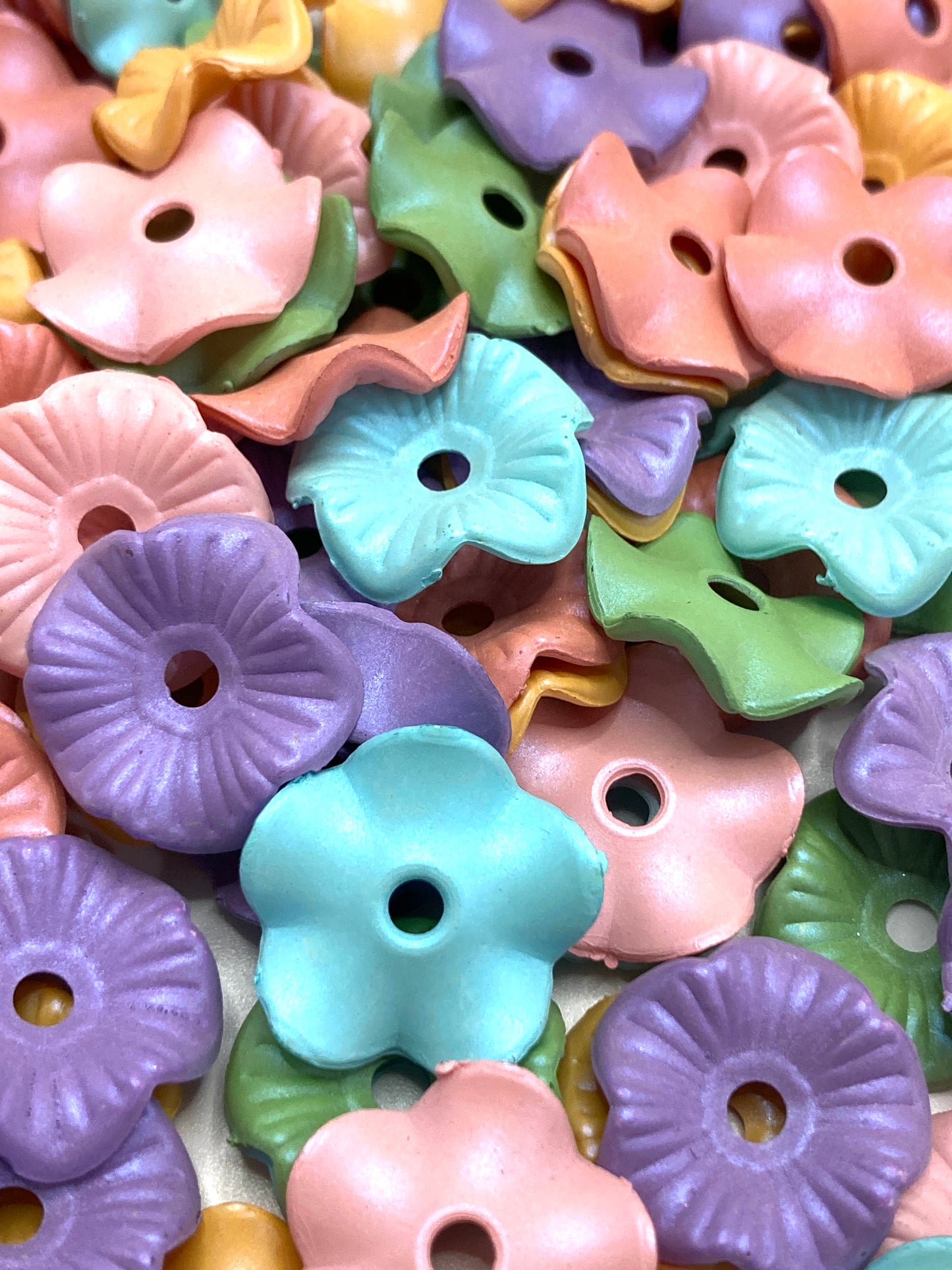 Spacer Wave interval beads Colored flower spacing beads 22mm Random Mix