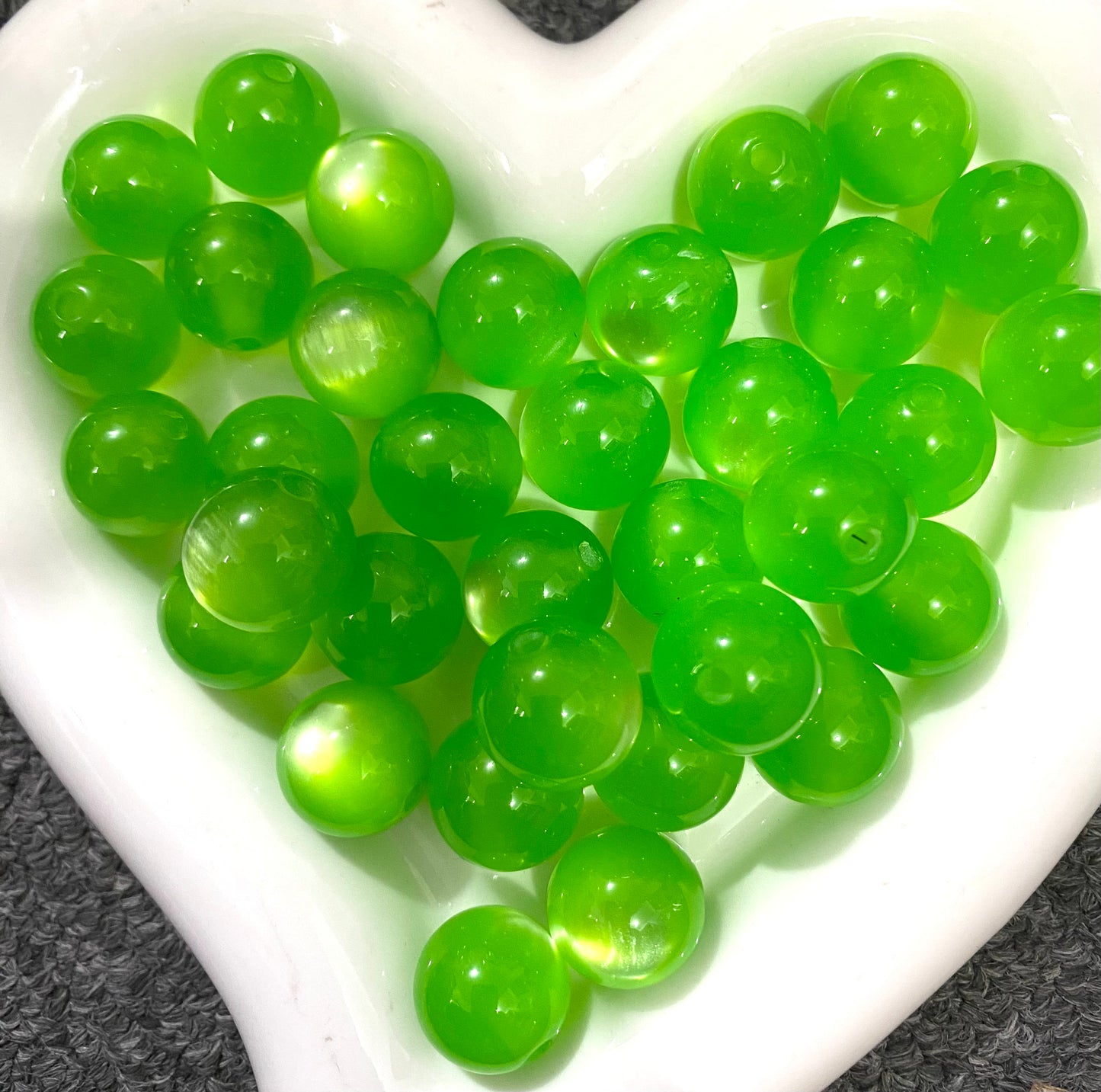 cat eye Acrylic beads glitter Multicolored cat's eye beads 16mm Random Mix