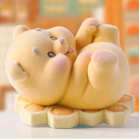 Winnie Pooh honey sweet time fuzzy flocked ,whole set,blind box pen topper figure character