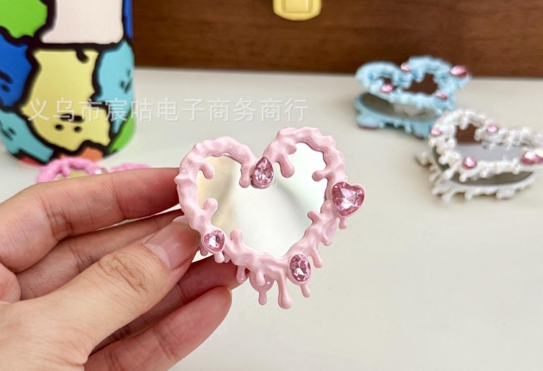 Beaded beadable fancy hand painting heart shaped mirror beads double size mirror ornaments with crystal heart