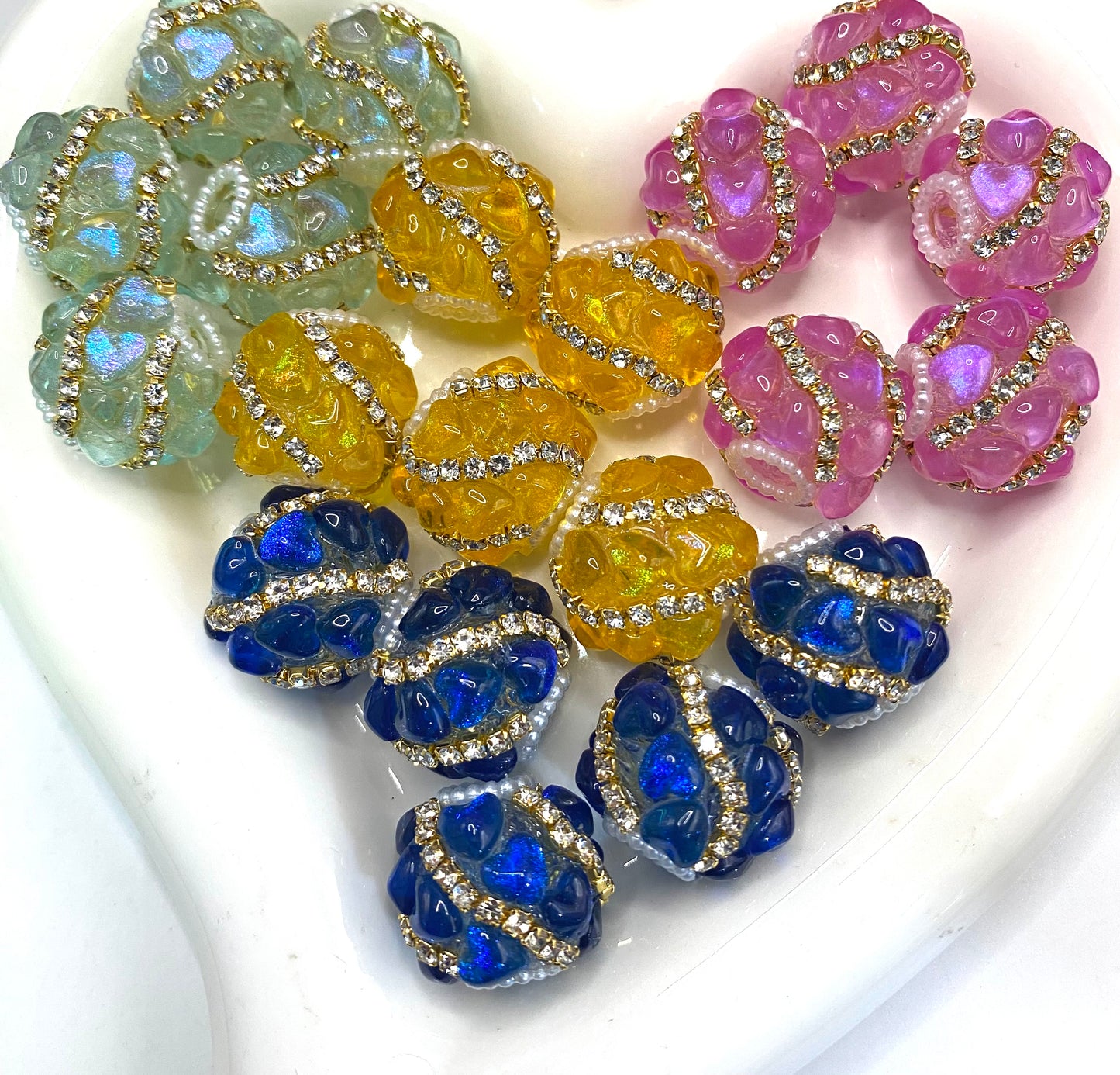 fancy bead clear acrylic base bead ornaments with rhinestone gold chain and acrylic heart shape and pearl ,random mix color