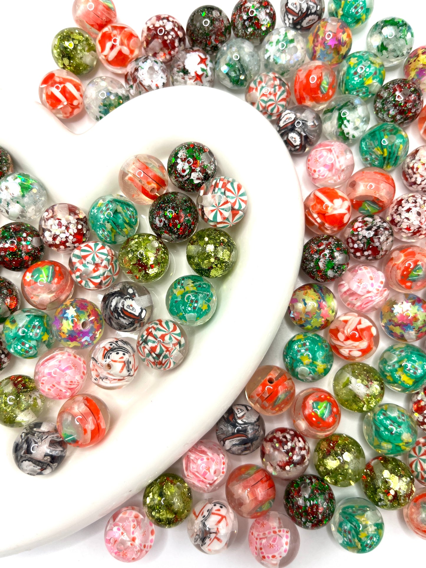 diy beaded bearable acrylic beads with the festival Christmas elements inside colored ,random mix 16mm