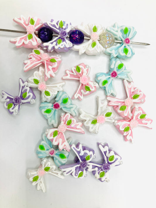 Cream beads Cream bow-shaped beads Hand-painted beads rose 33mm