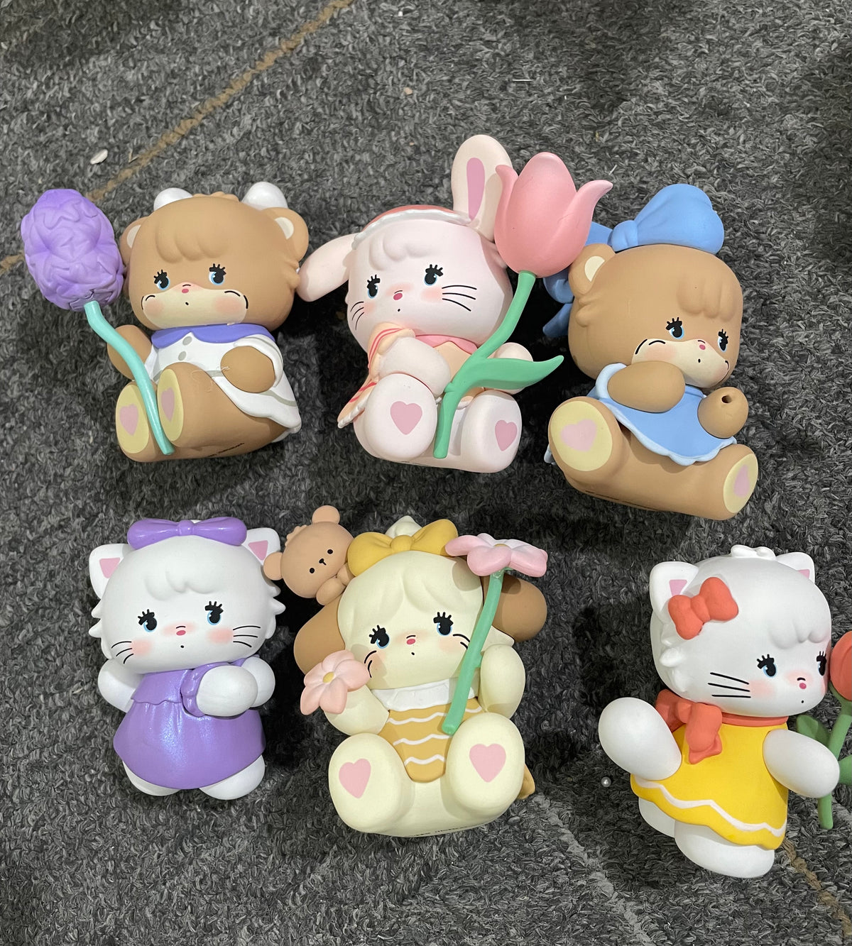 Mikko flower series honey figure doll character pen topper
