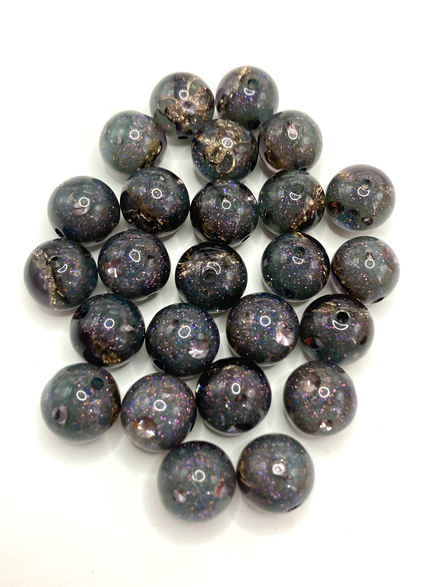Acrylic beads Embedded inside Metal bow tie Beads of crystal glitter Gold leaf beads Random Mix 16mm