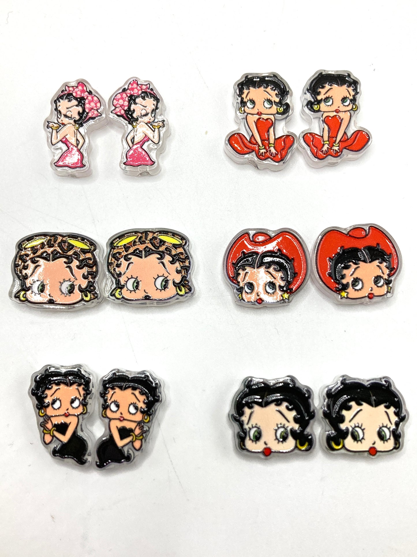 Betty Acrylic bead string Sexily attractive woman Random Mix
