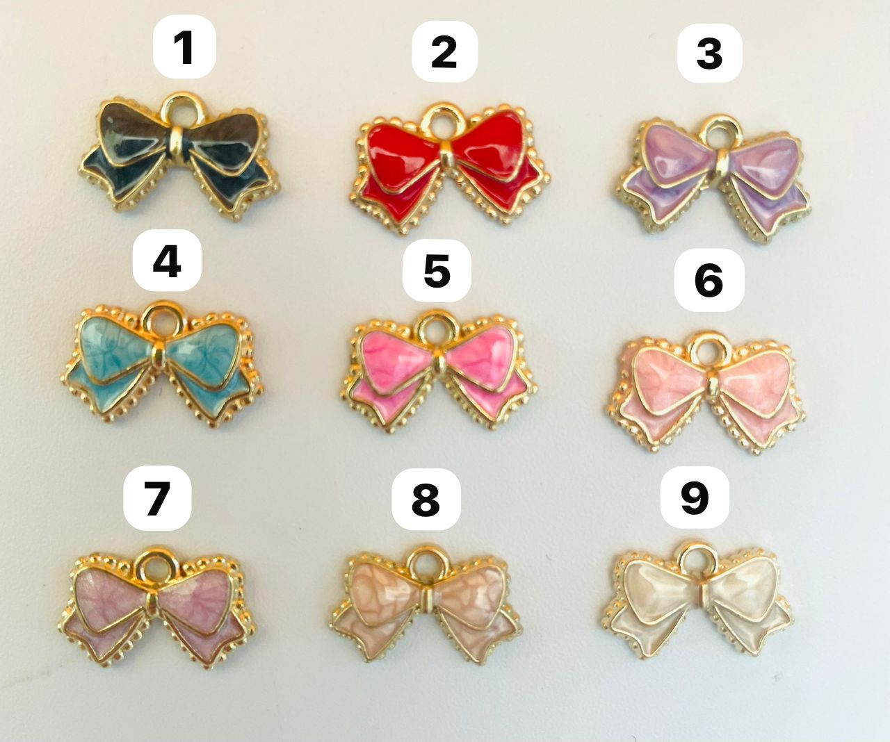 Metal alloy pendant DIY decorations bow Metal bow-shaped pendant Golden border Random Mix