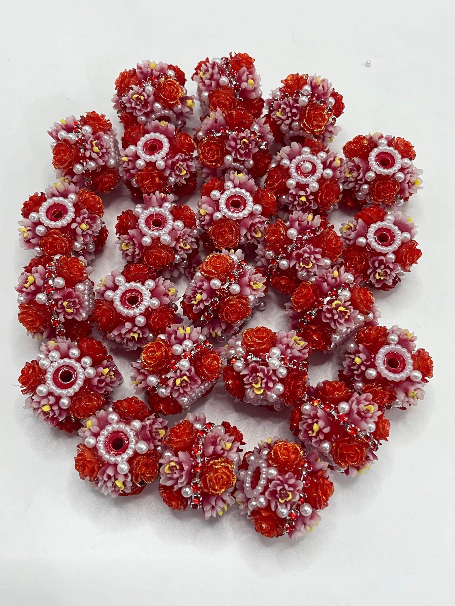 Various styles of flower beads Promotional edition Rose flower Random Mix