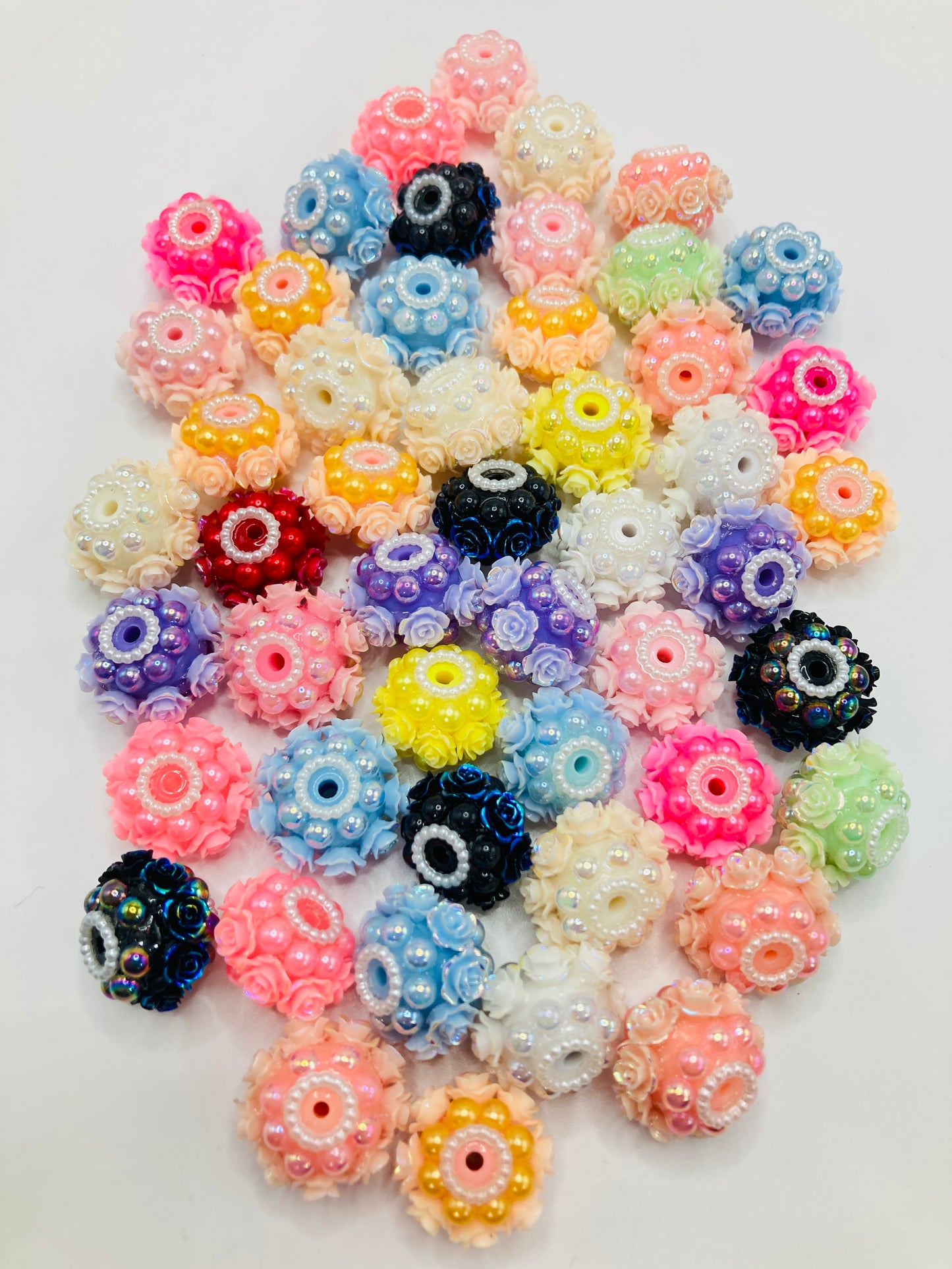 Beaded beads Acrylic Colored pearls Flower Pearl gasket Beads Random Mix