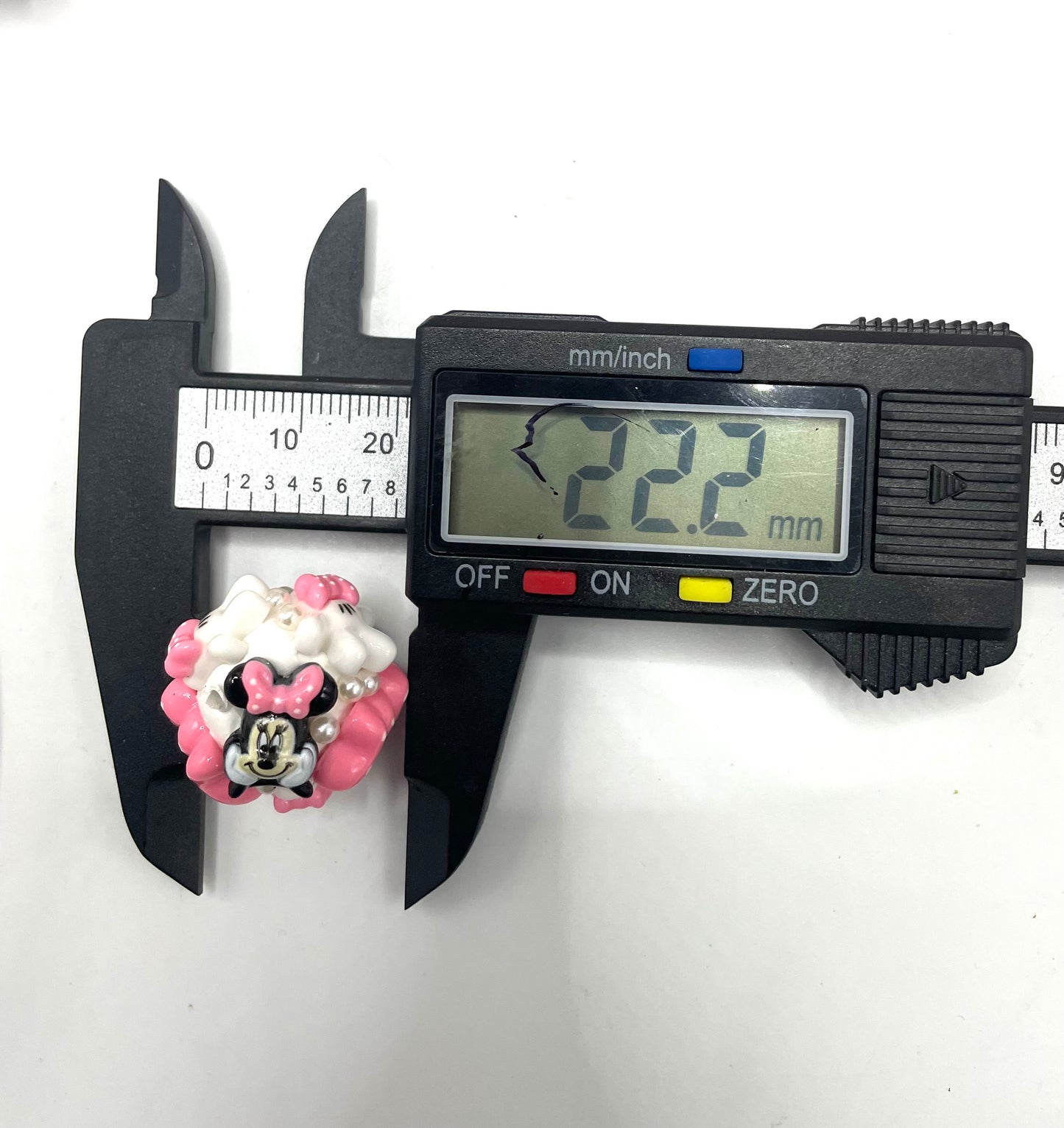 Acrylic charater bead mouse beads cartoon beads