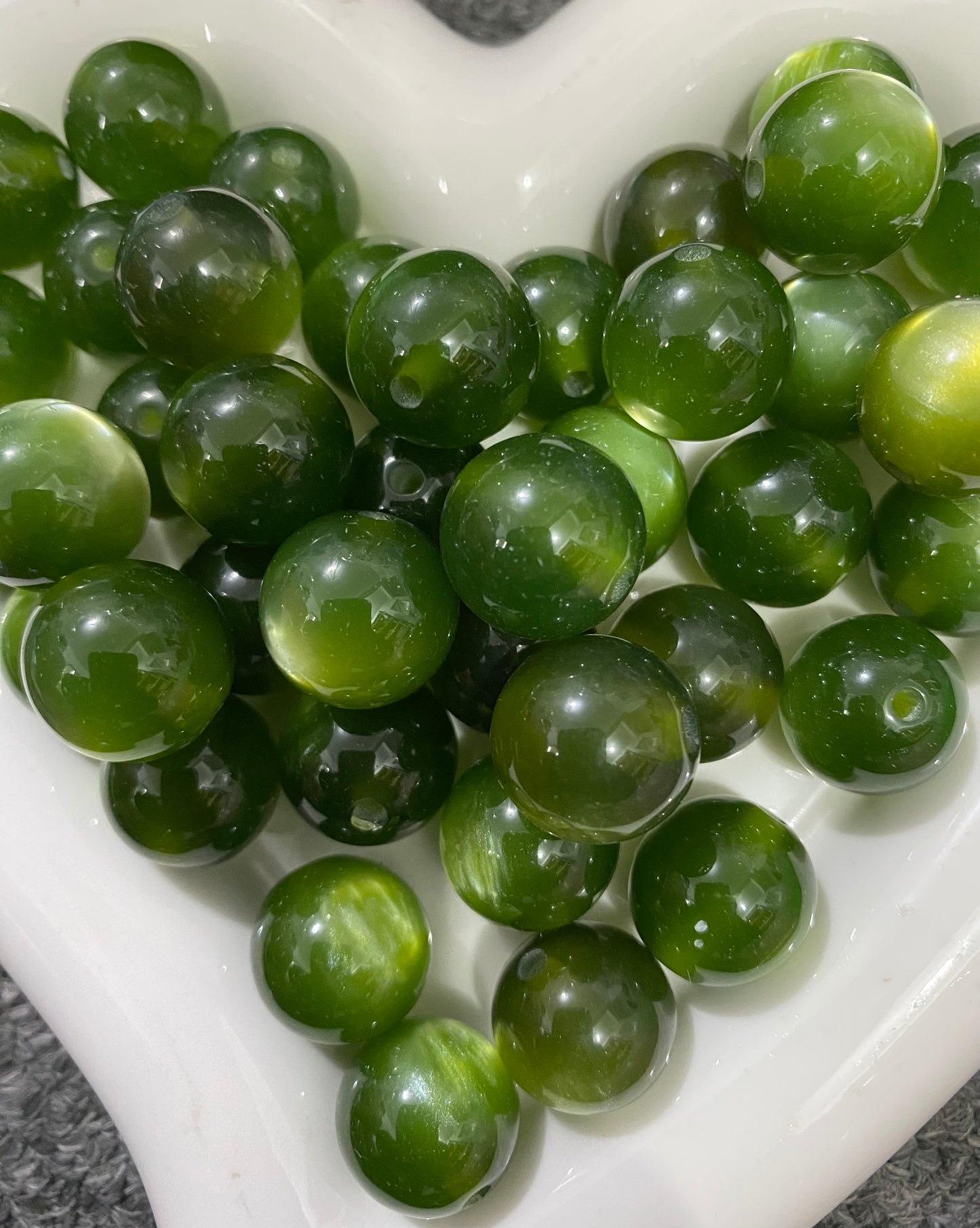 cat eye Acrylic beads glitter Multicolored cat's eye beads 16mm Random Mix