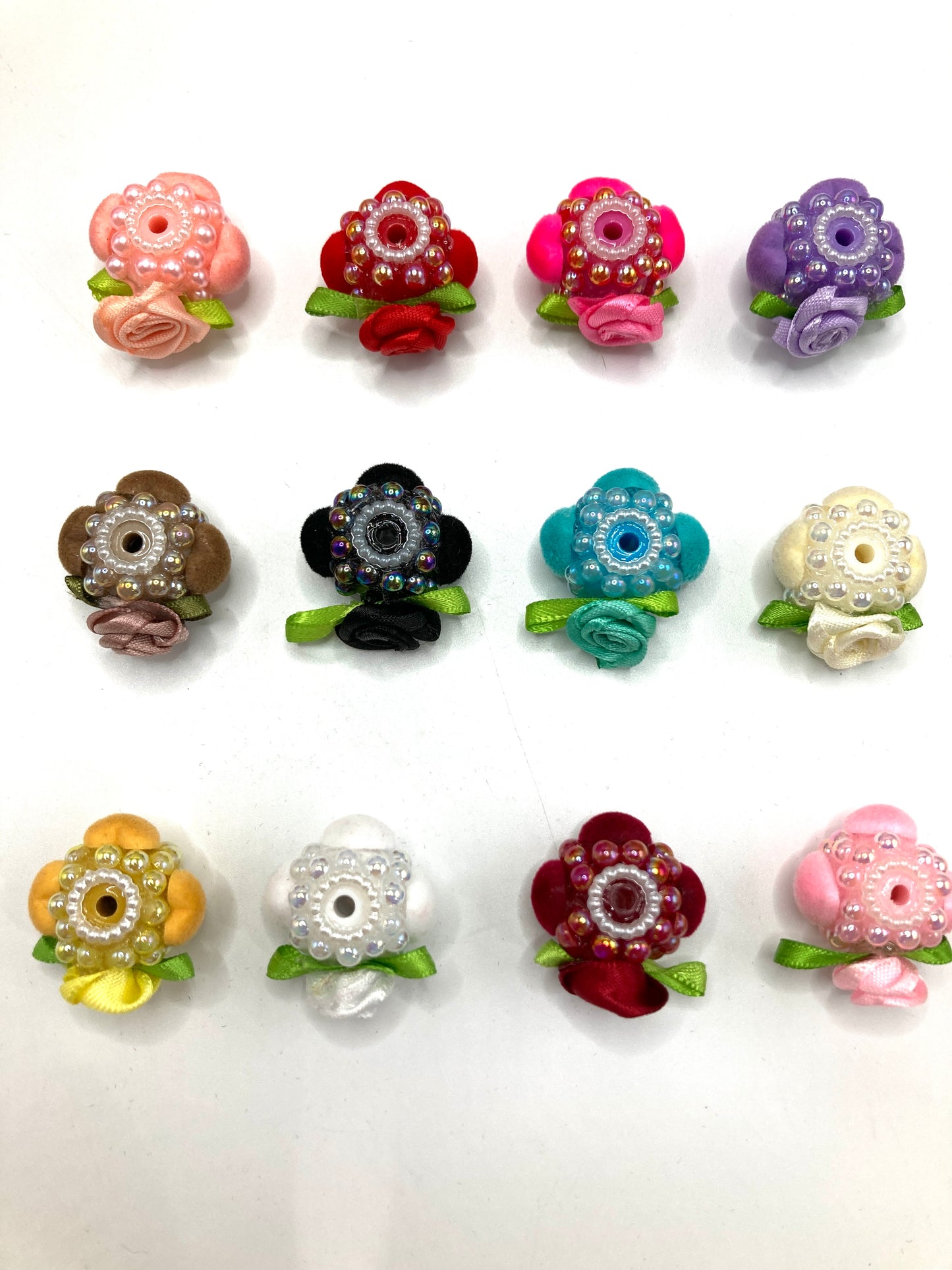 Fancy Beads UV resin and pearl gaskets Fuzzy heart Ribbed rose flower beads Random Mix