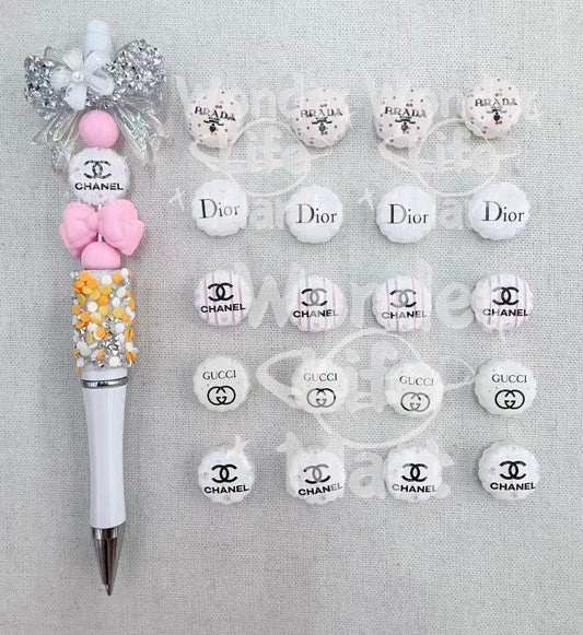 Acrylic beads Luxury jewelry beads Hipster brand logo 16mm Random Mix