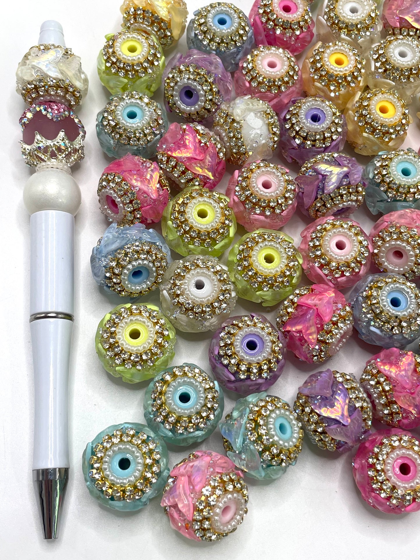 Fancy Beads Chain and pearl gasket Golden Chain Mermaid tail Random Mix