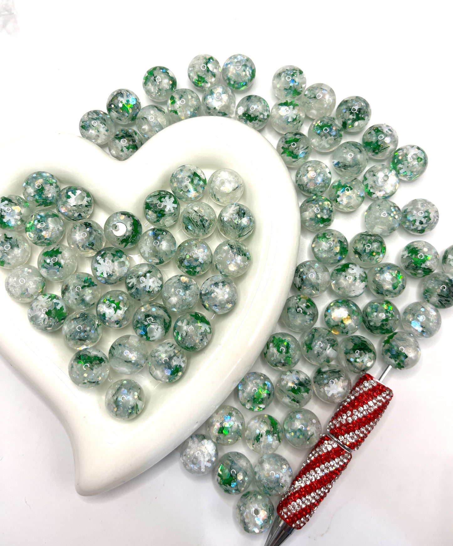 diy beaded bearable acrylic beads with the festival Christmas elements inside colored ,random mix 16mm