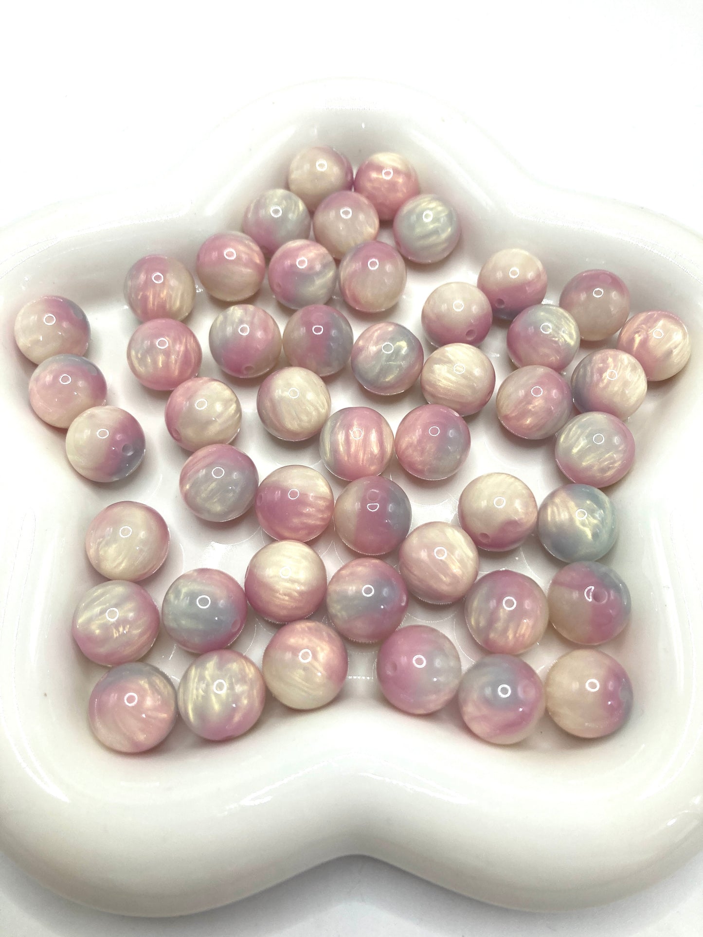 Acrylic beads Lava flow ombre glitter Shimmering luster 16mm Random Mix