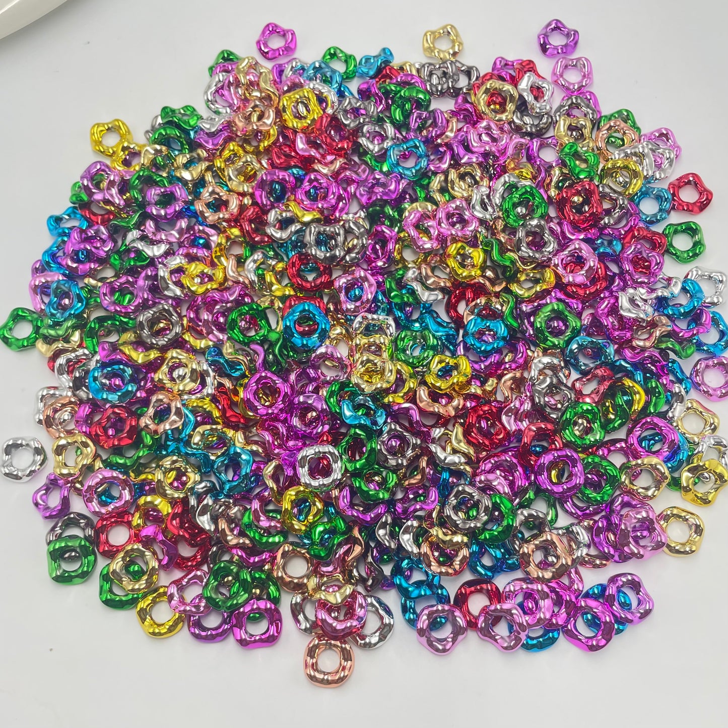 Beaded beadable acrylic glossy shiny wave wavy spacer 15mm