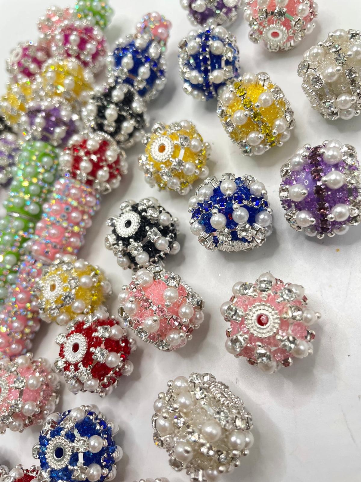 fancy bead ornaments with sugar powder and pearl and rhinestone chain ,colored ,random mix