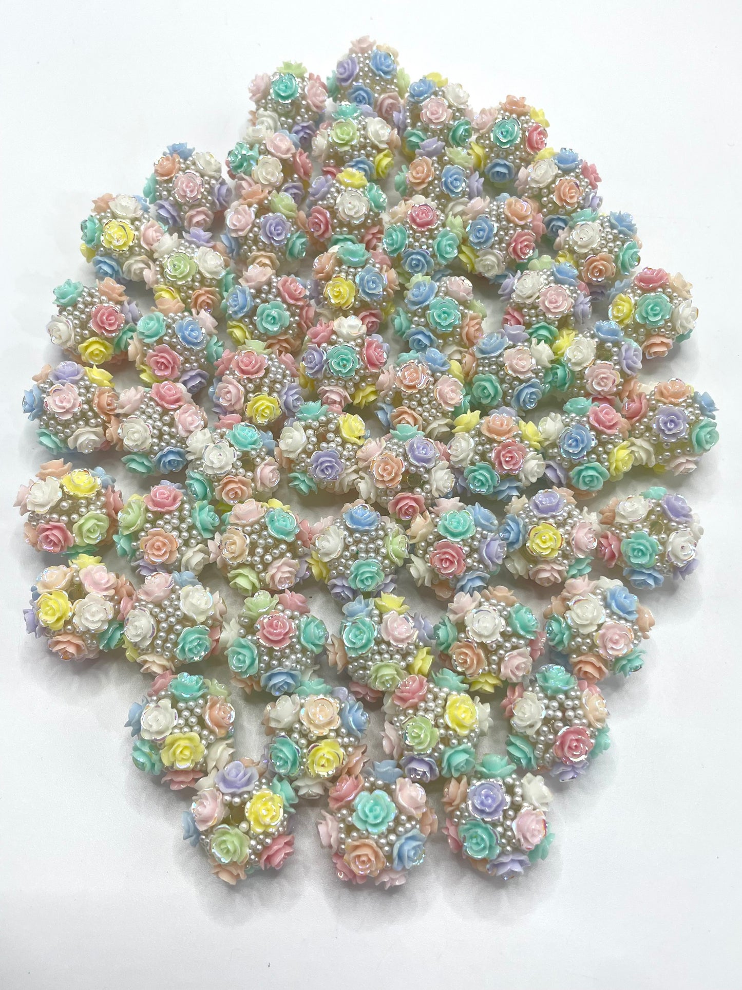 Various styles of flower beads Promotional edition Rose flower Random Mix