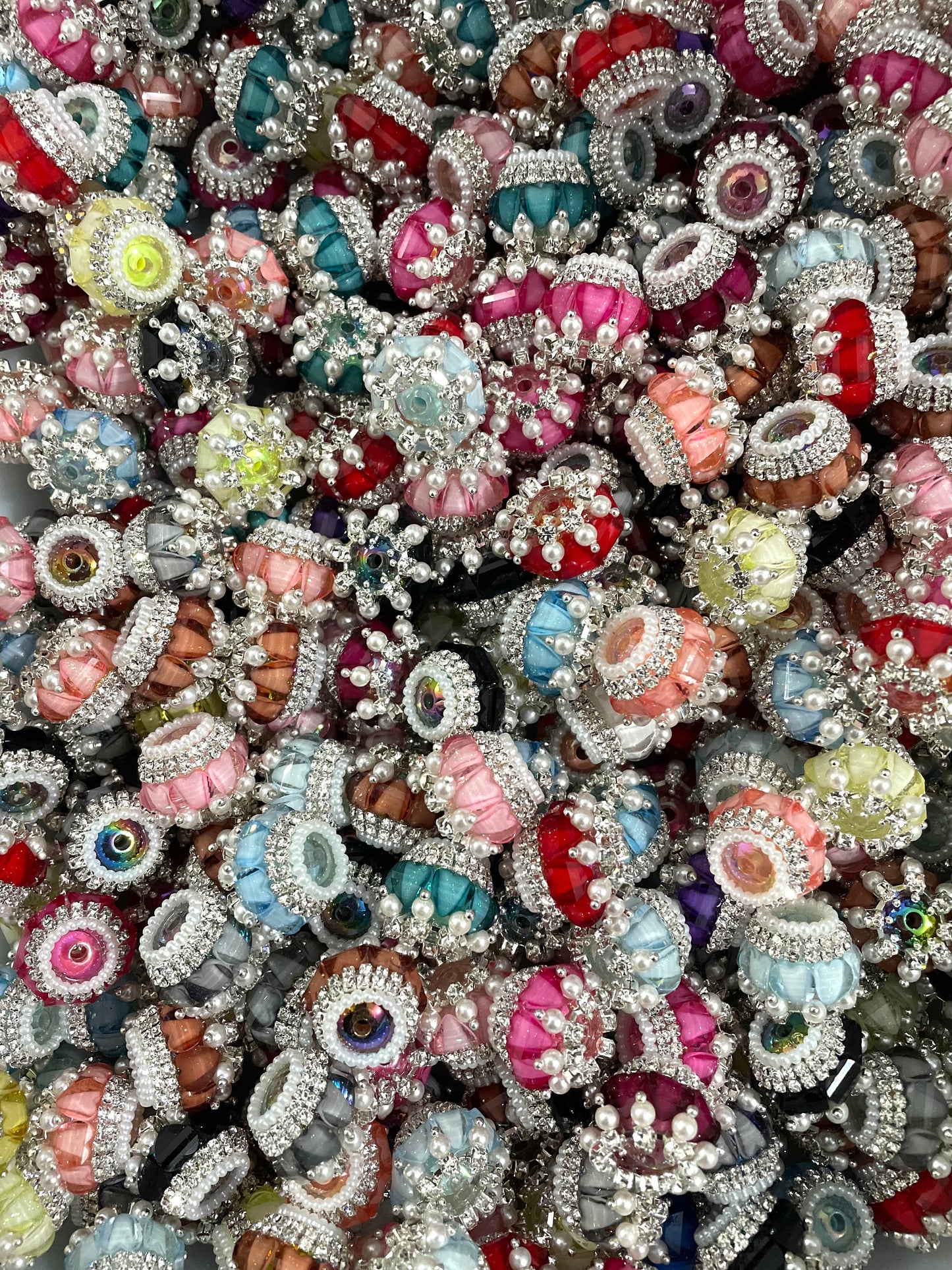 Beaded beadable fancy bead diy bead ornaments with pearl rhinestone chain and heart shape acrylic,random mix color 20mm to 21mm