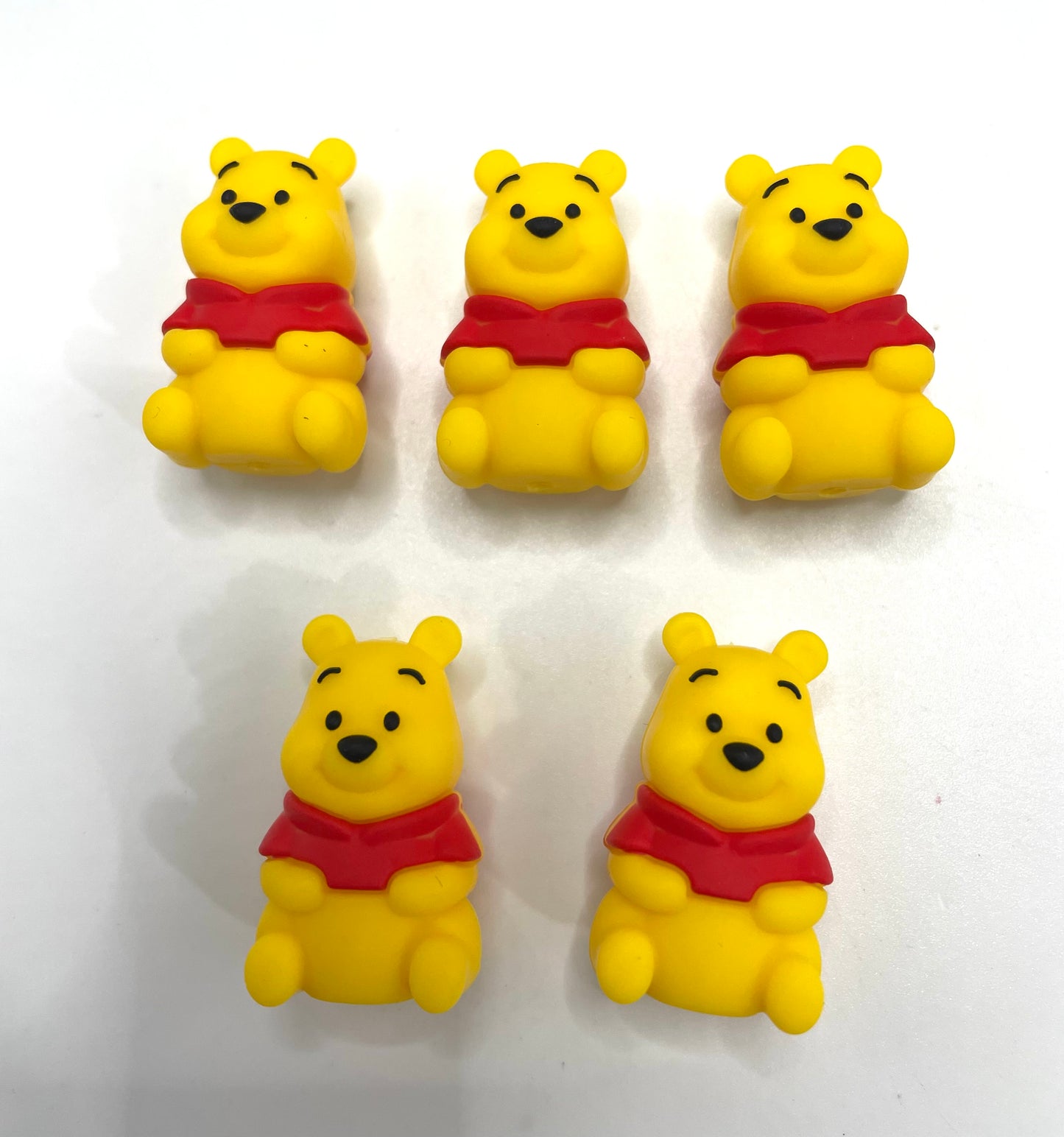 3D beaded beadable silicon beads focal with characters Winnie Pooh star bu capibala with vertical hole