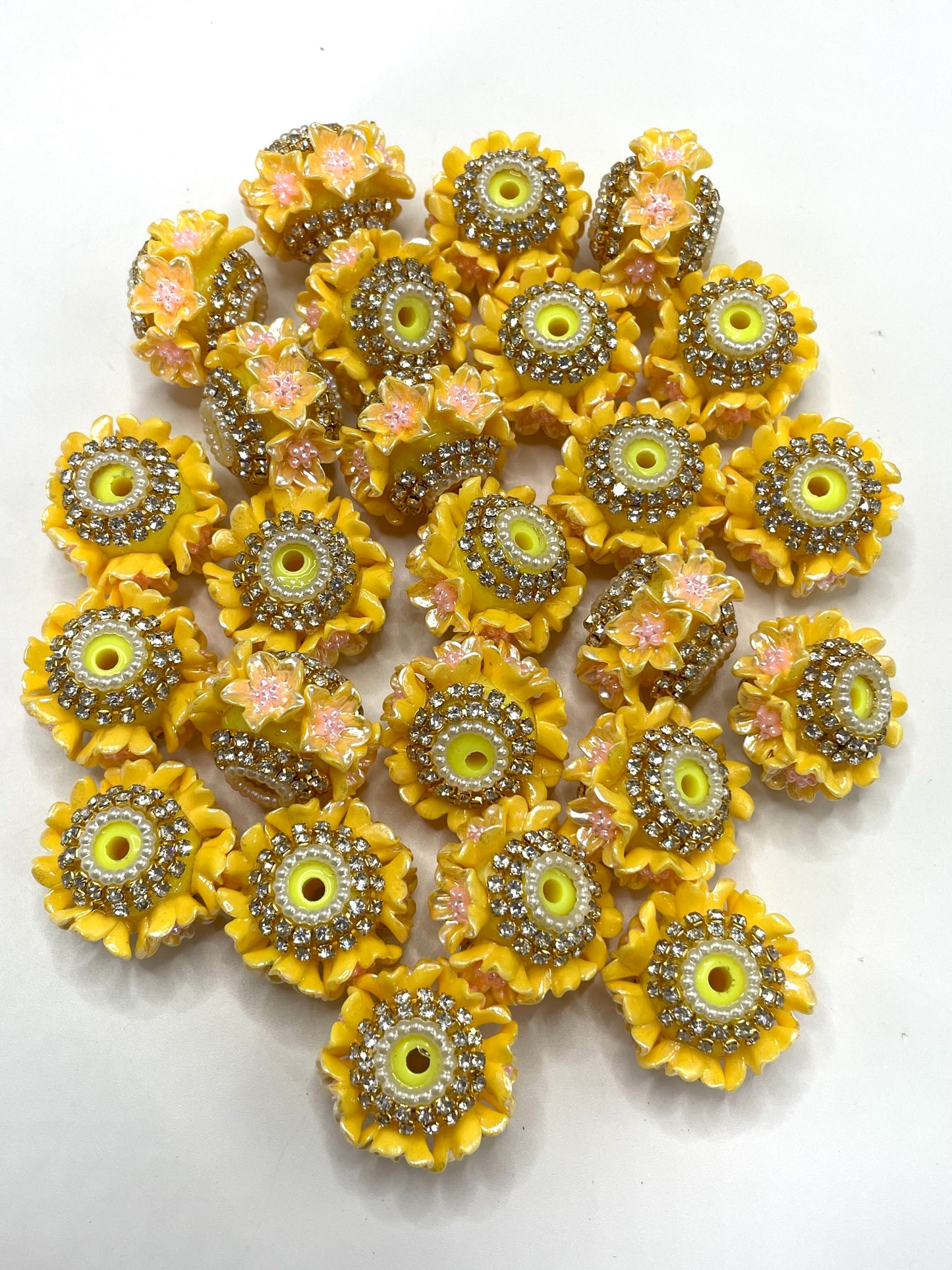Morning glory Flower beads Golden Chain Attractive flower-shaped beads Random Mix