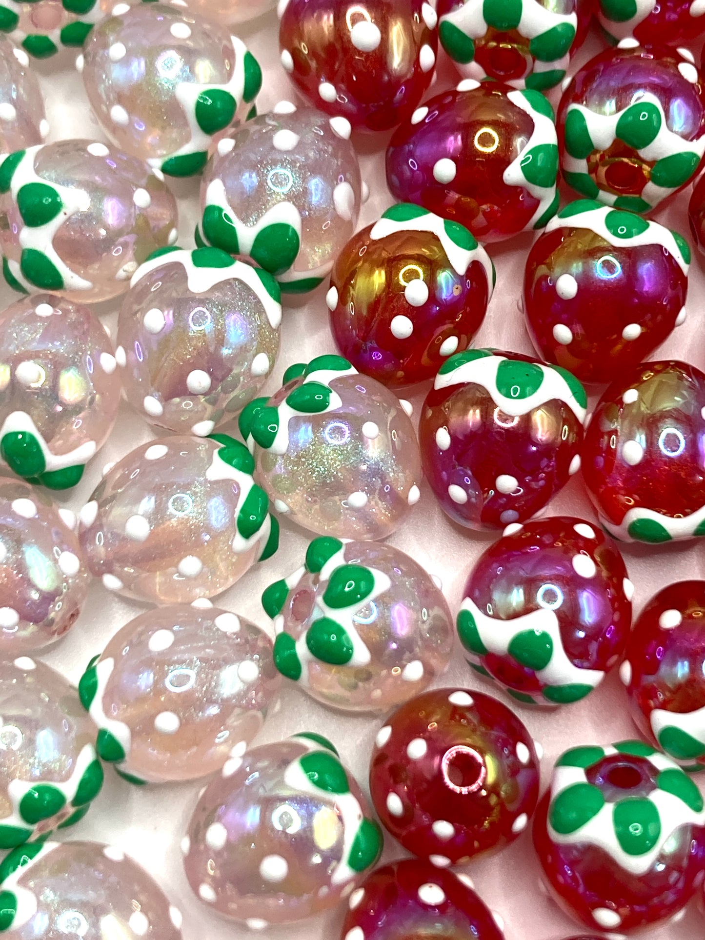 Acrylic beads Strawberry beads Transparent color and red strawberries 16mm Random Mix