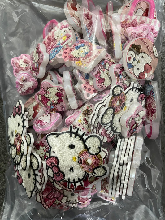 glow in dark luminous mikko Acrylic  beaded beads and Pendant charms mix combine together DIY cartoon ornaments beaded hk figures beads and pendant charms mix combine together ,Random Mix