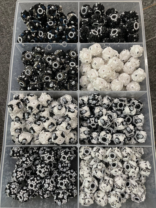acrylic base bead halloween fancy bead ornaments with  skull ghost pumpkin ,random mix color