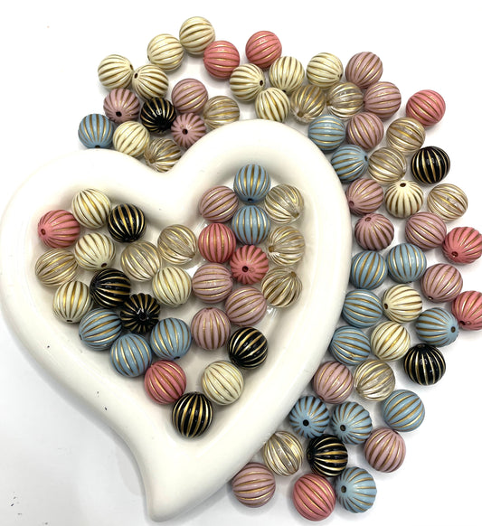 Acrylic pumpkin bead with gold or silo r line colored random mix 16mm