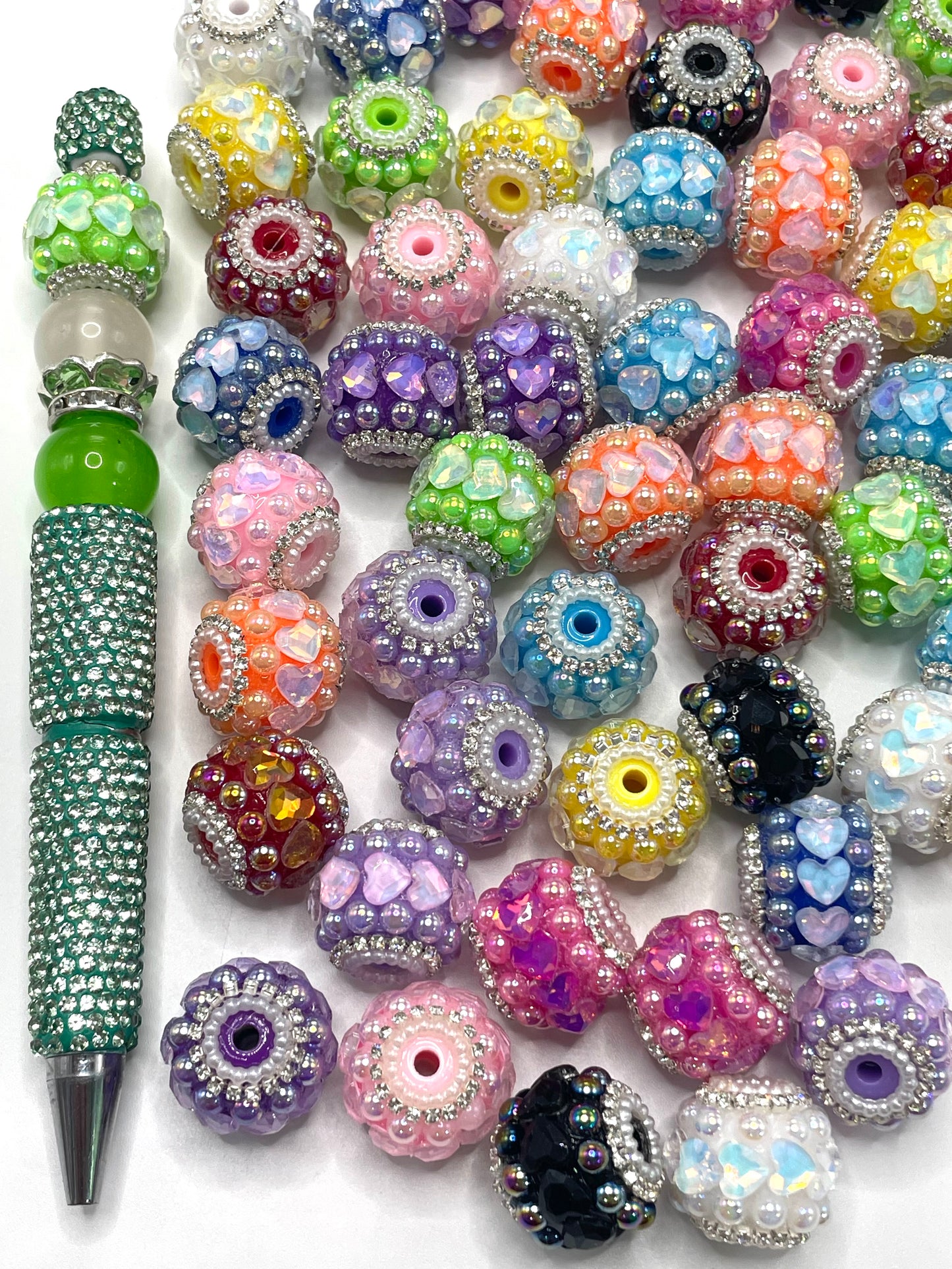 Fancy Beads Surrounding Acrylic heart Acrylic beads Bubbles and pearl gaskets beads 18mm Random Mix