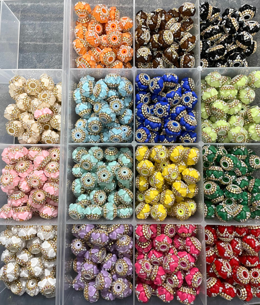 gold color rhinestone chain diy beaded beadable heart shape fancy beads ornaments with pearl and gold color rihnestone chain,colored ,random mix