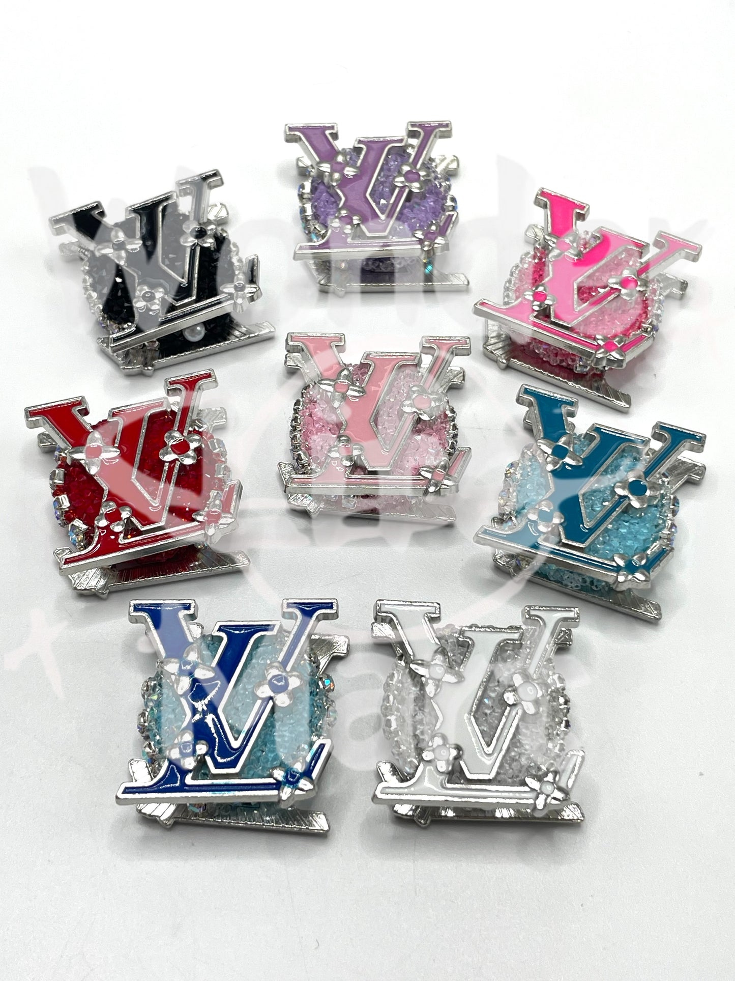 Metal alloy CC L house design beads Fashionable items Trendy items Random Mix 33mm