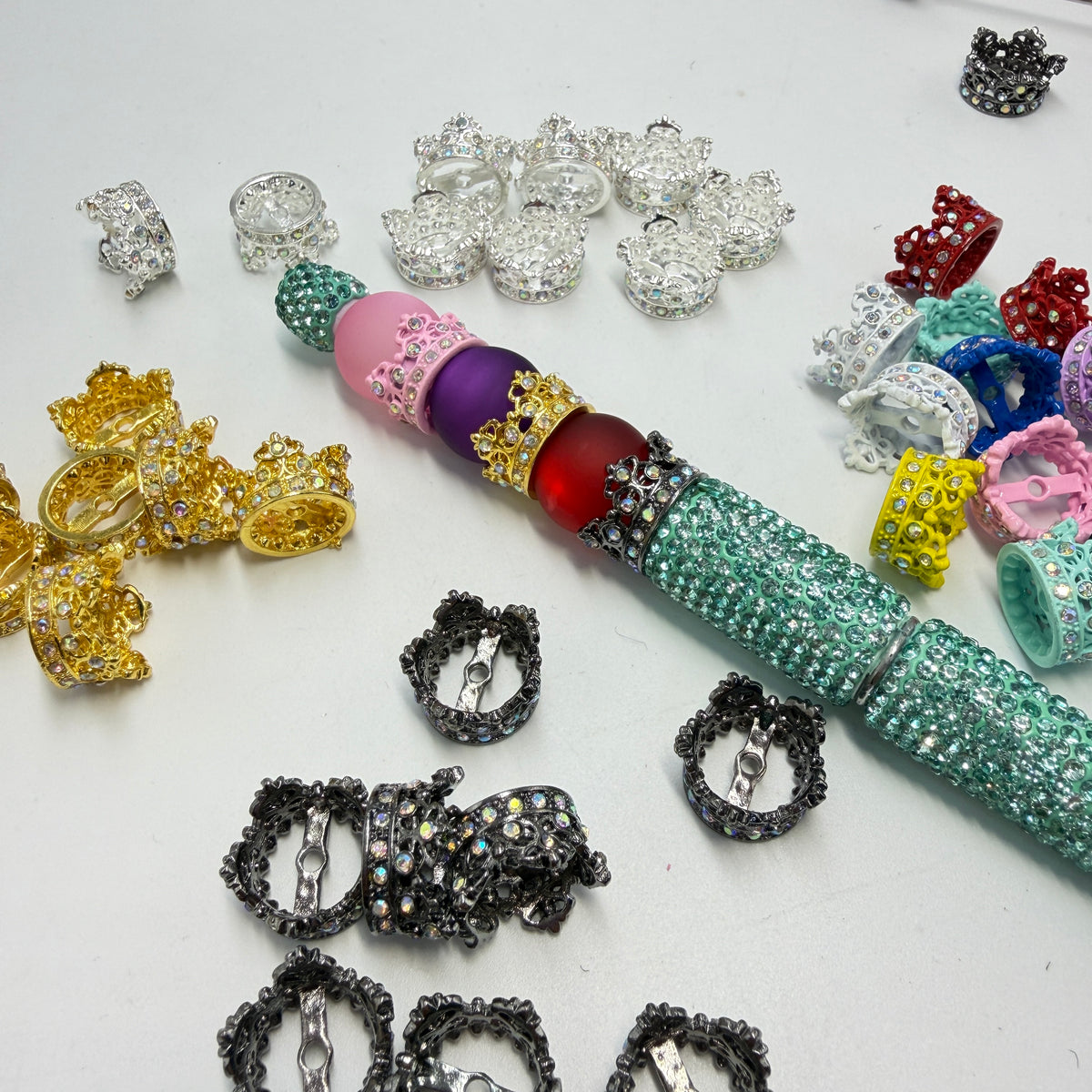 Crown space with rhinestone crown bead cap
