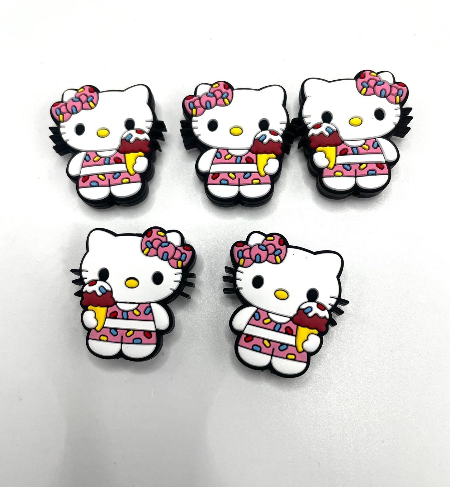 DIY beaded beadable silicon beads focal with vertical hole Winnie ,strawberry girl HK Mk