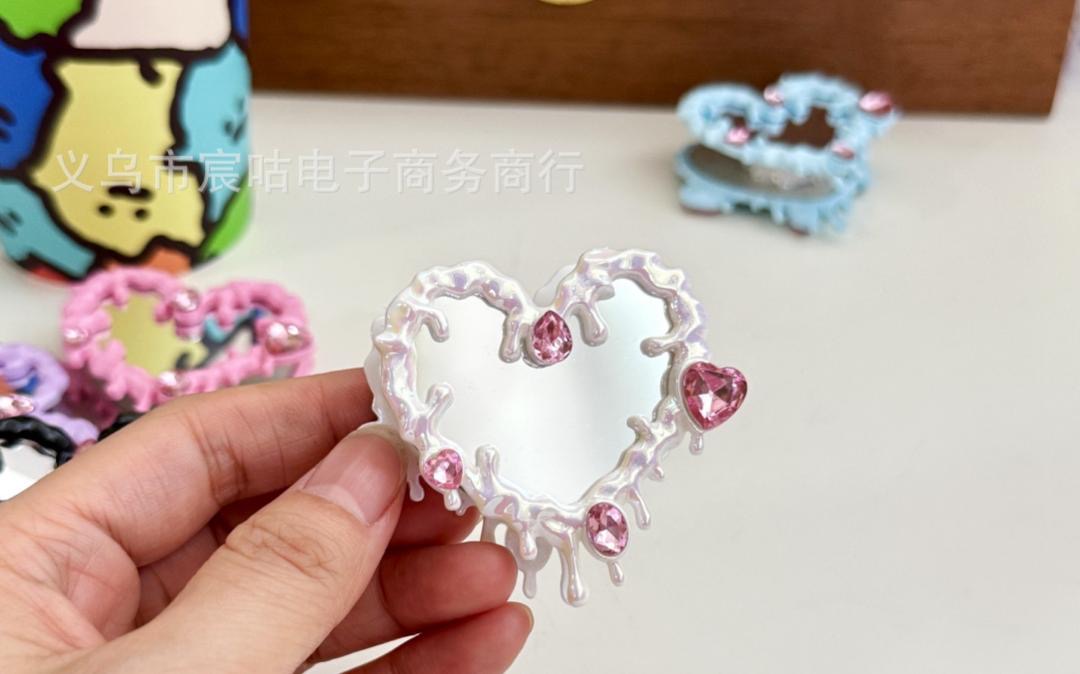 Beaded beadable fancy hand painting heart shaped mirror beads double size mirror ornaments with crystal heart