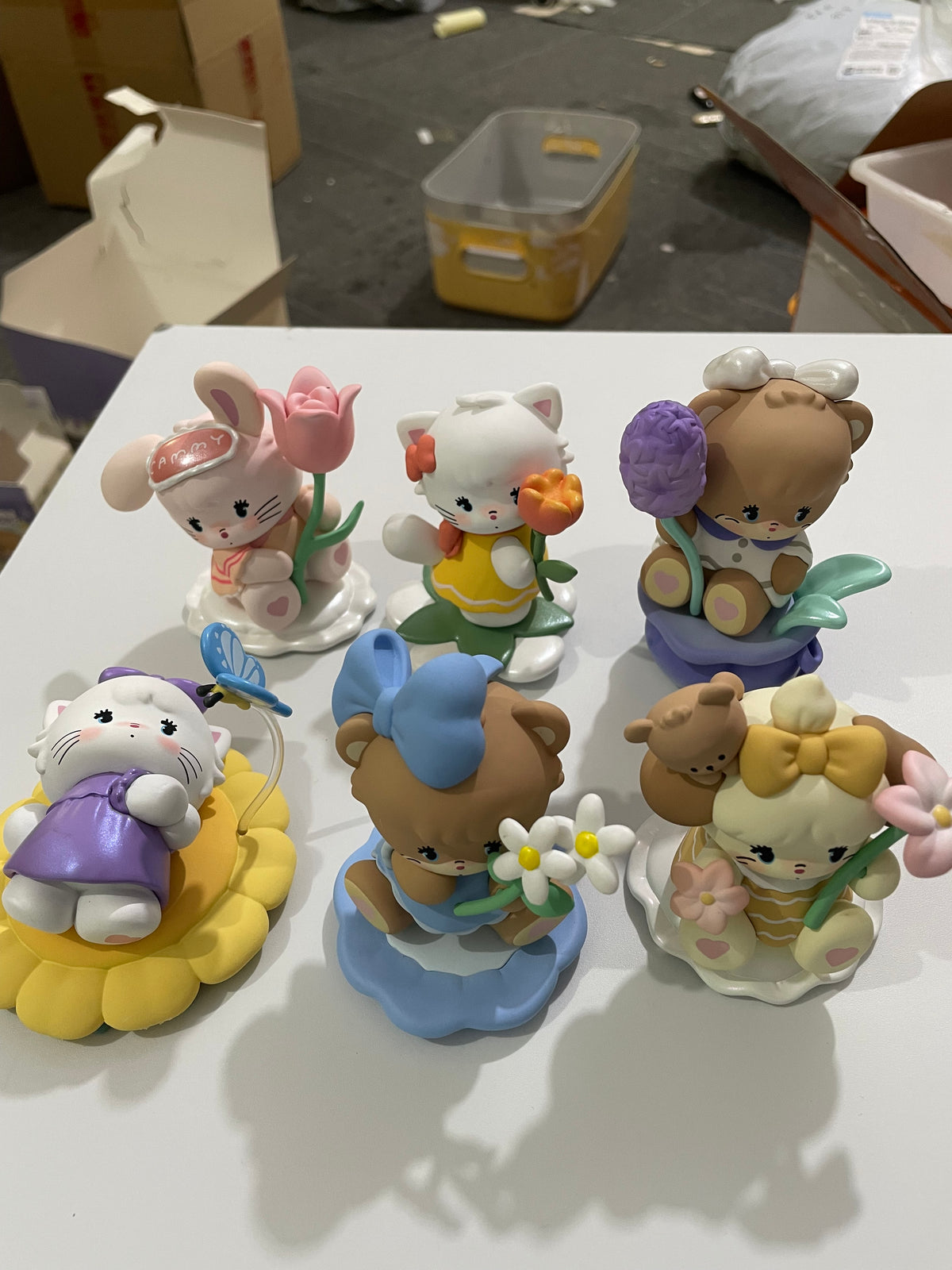 Mikko flower series honey figure doll character pen topper