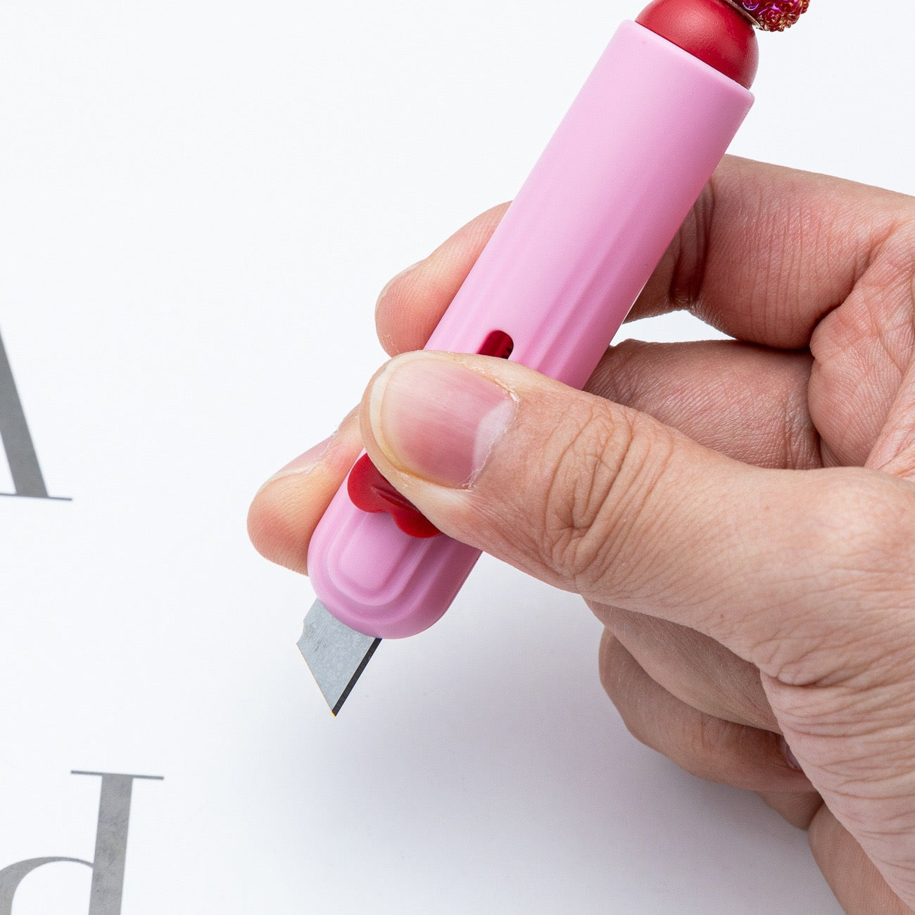 Diy beadable beaded box opener cutter package opener with heart shape top