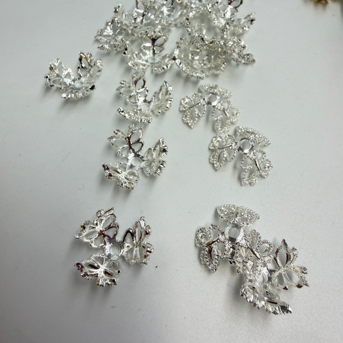 Butterfly bead cap hollow butterfly bead cap