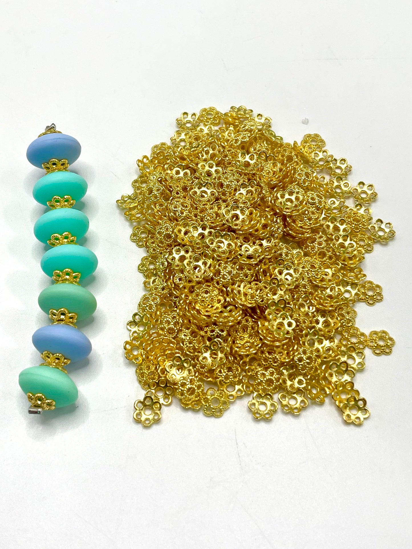 spacer Golden and silver-colored flowers Gasket spacer beads (Can't wear the pen) 5mm