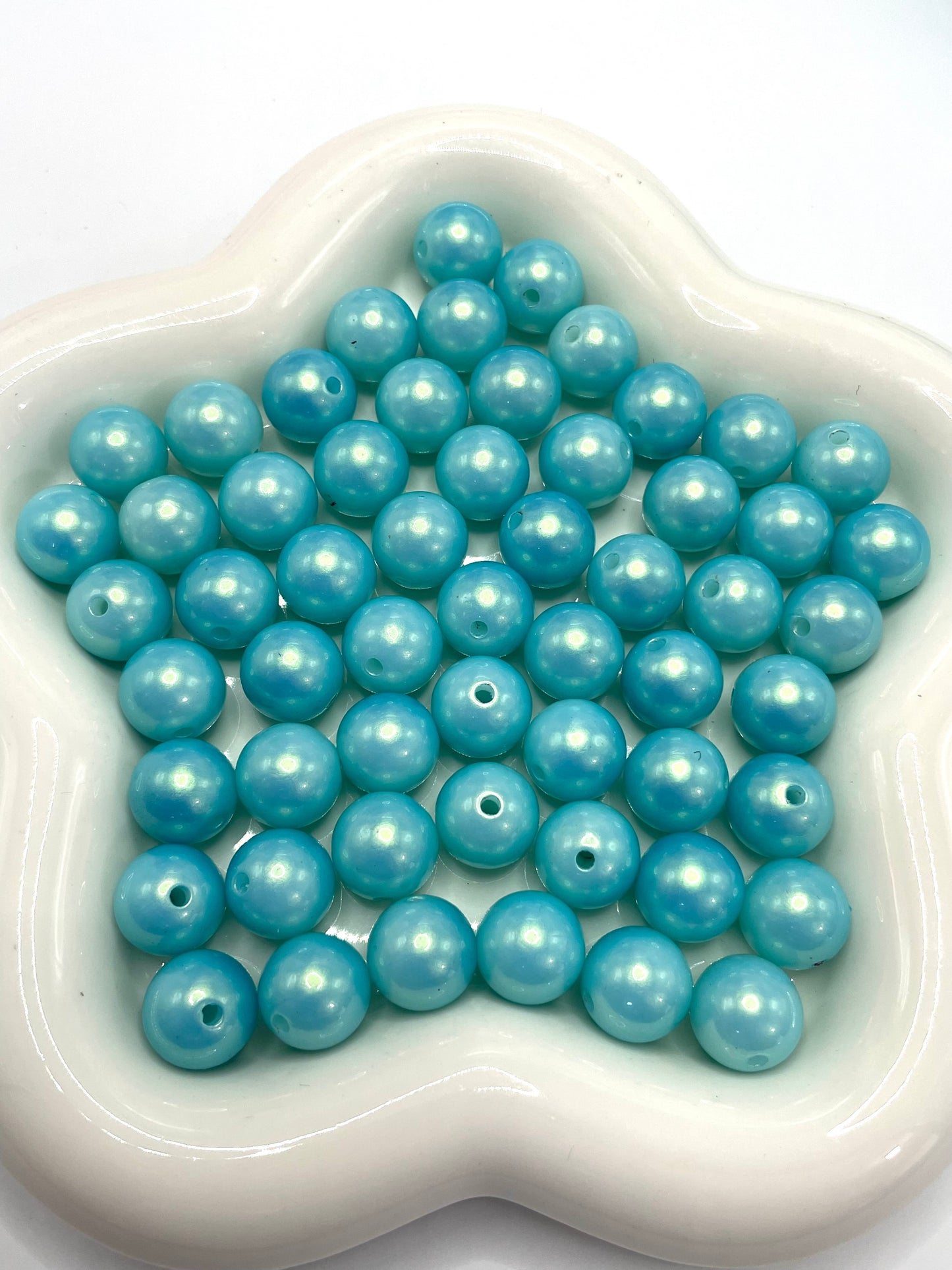 Acrylic beads Colored solid-color acrylic beads Shimmering luster 16mm Random Mix