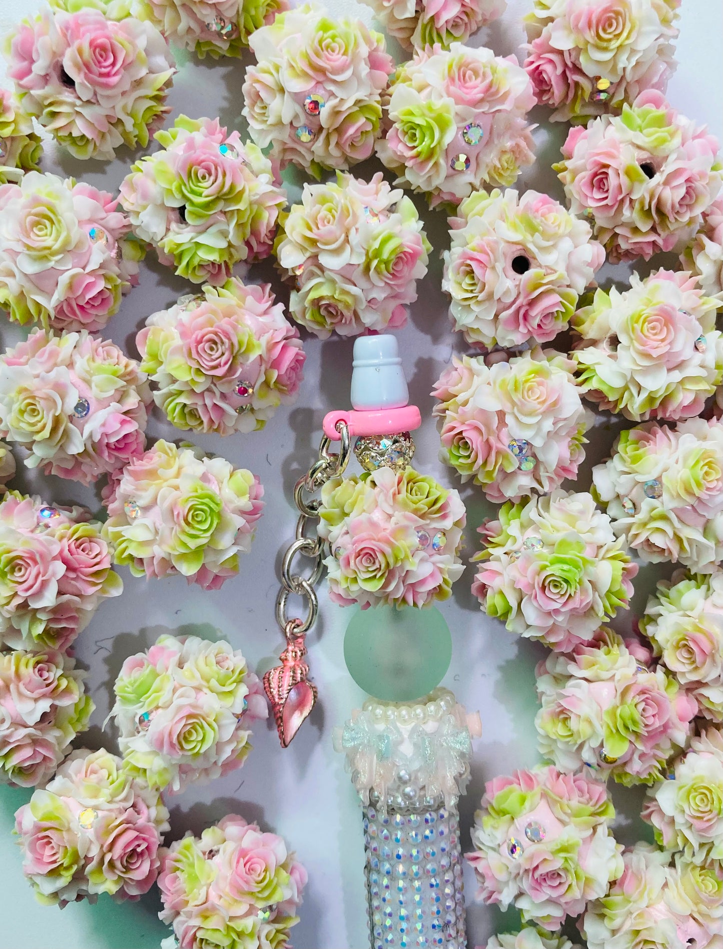 Pearl beads Heart ombre Petals Pearl beads