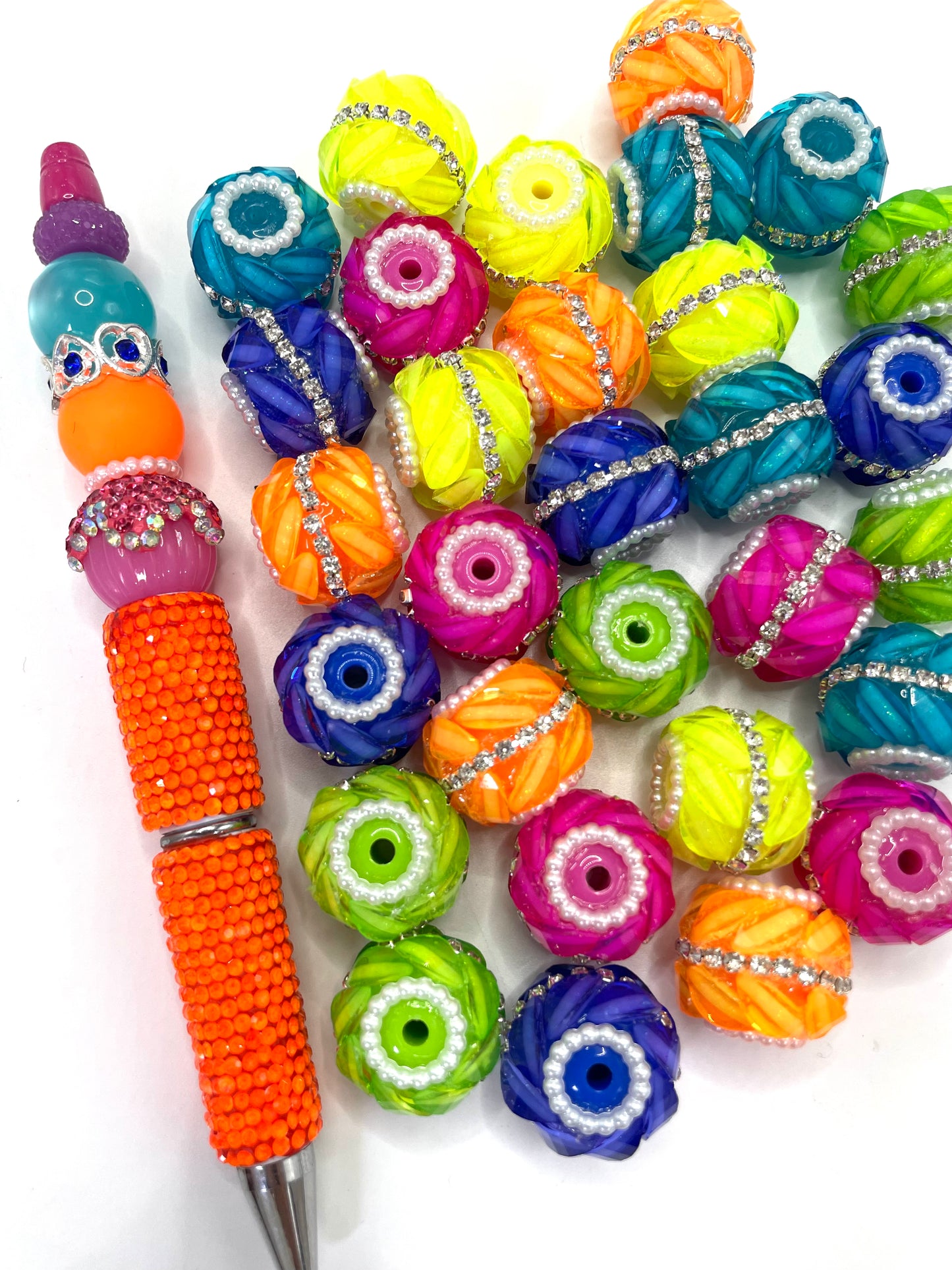 Pumpkin beads Fancy Beads Neon beads Acrylic leaf pieces Chain Pearl gasket 20mm Random Mix