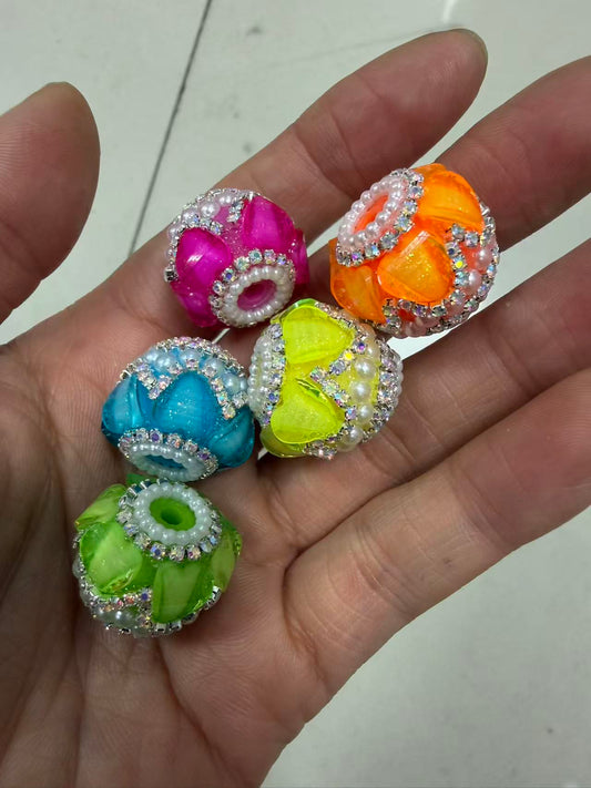 Diy beaded beadable lantern heart shaped neon bead heart bead with pearl and silver chain fancy beads