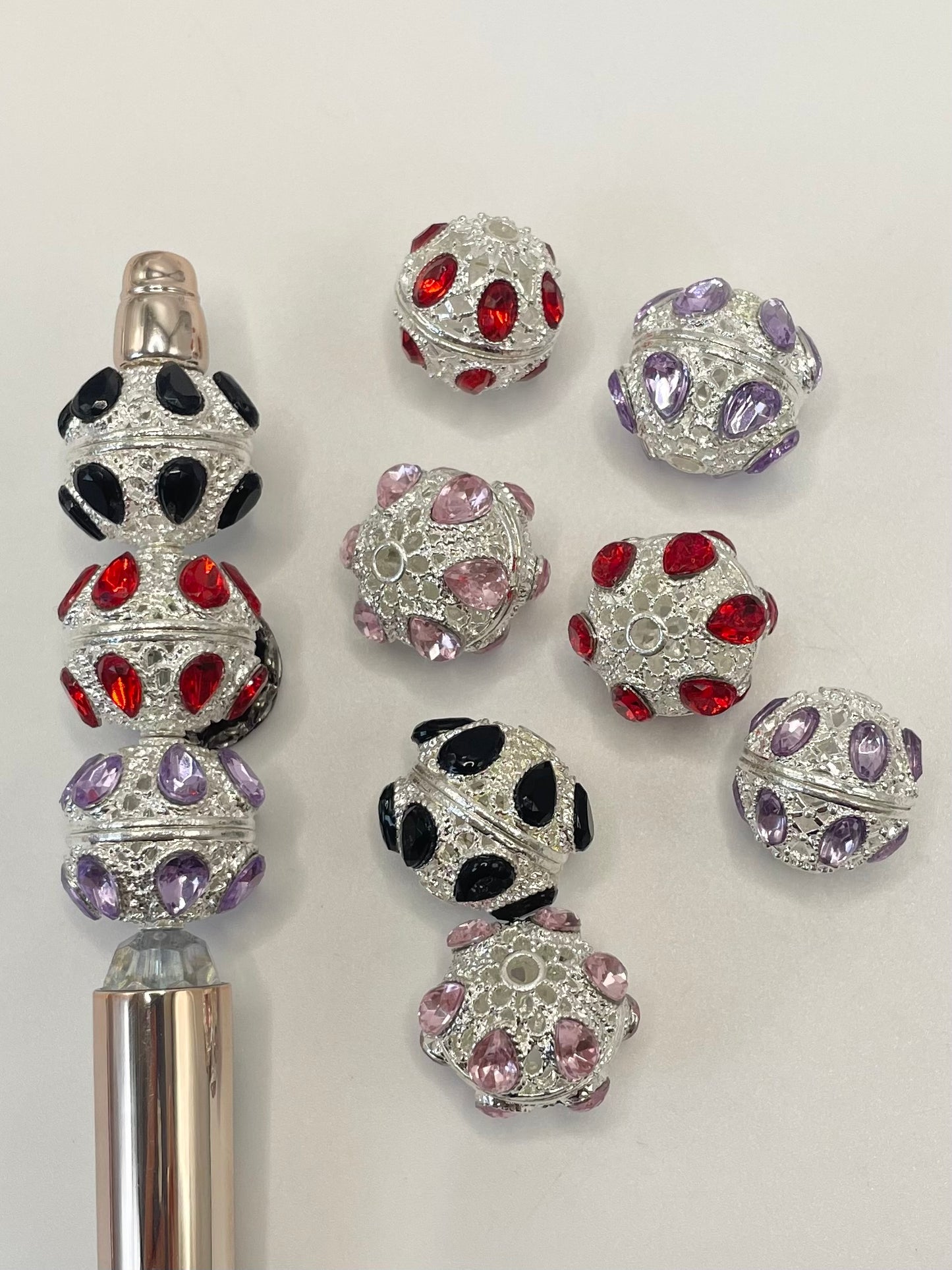 Fancy Bead Fancy Rhinestone Bead Alloy Hollow Silver Metal Ball with Colored Rhinestones Beads ,Random Mix,16mm Fancy-246