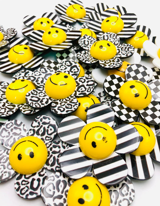 Smiling face smile Sunflower Black and white color scheme Lovely sunflower 43mm Random Mix