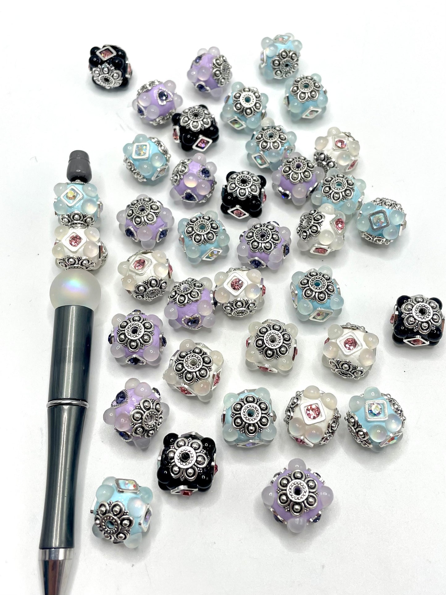 Half Round Cat Eye Beads with Multicolor Rhinestones with Top Metal Flower Colorful Clay Beads,Random Mix,16mm