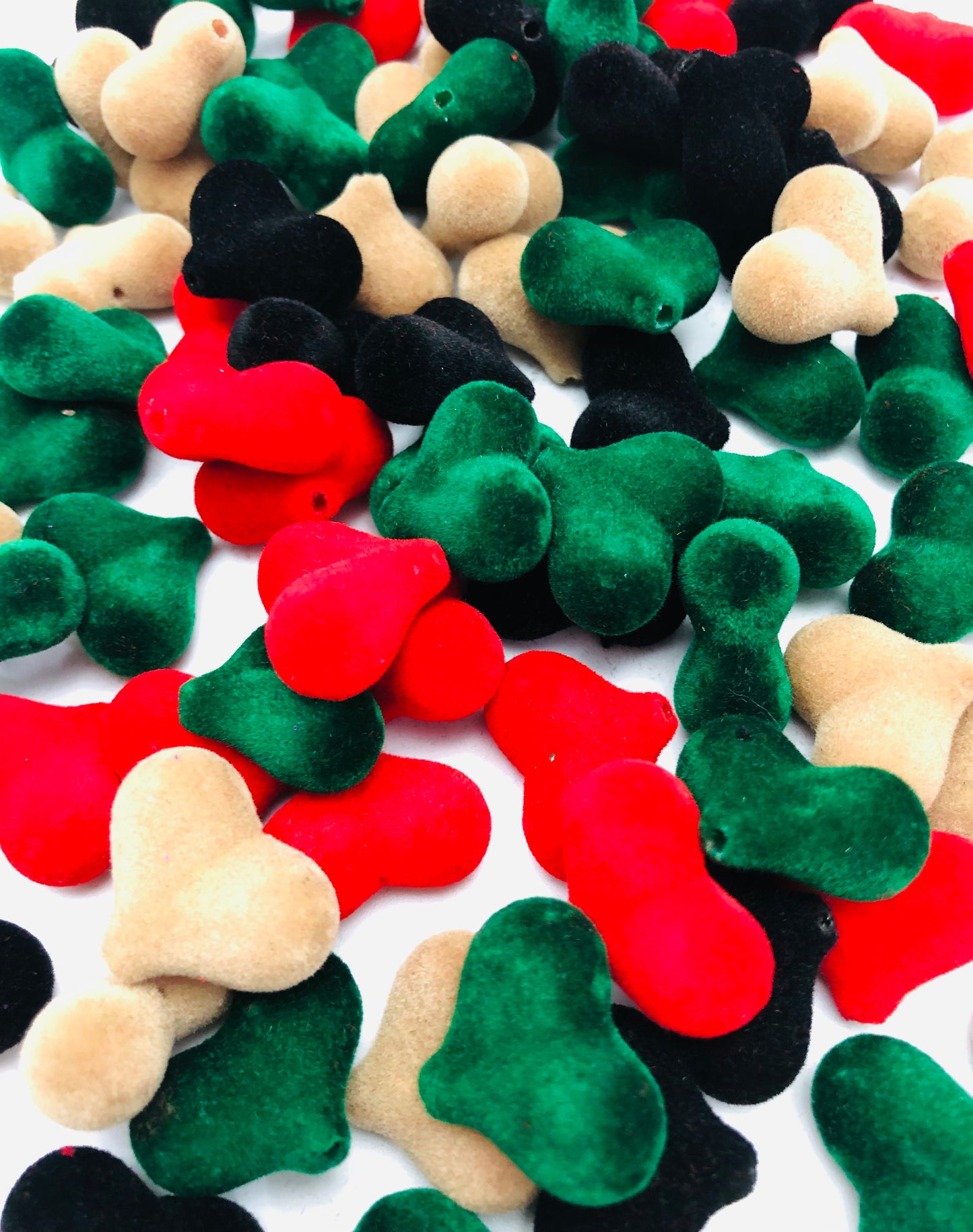 Christmas collection Fuzzy bead heart  bead Random Mix 22mm