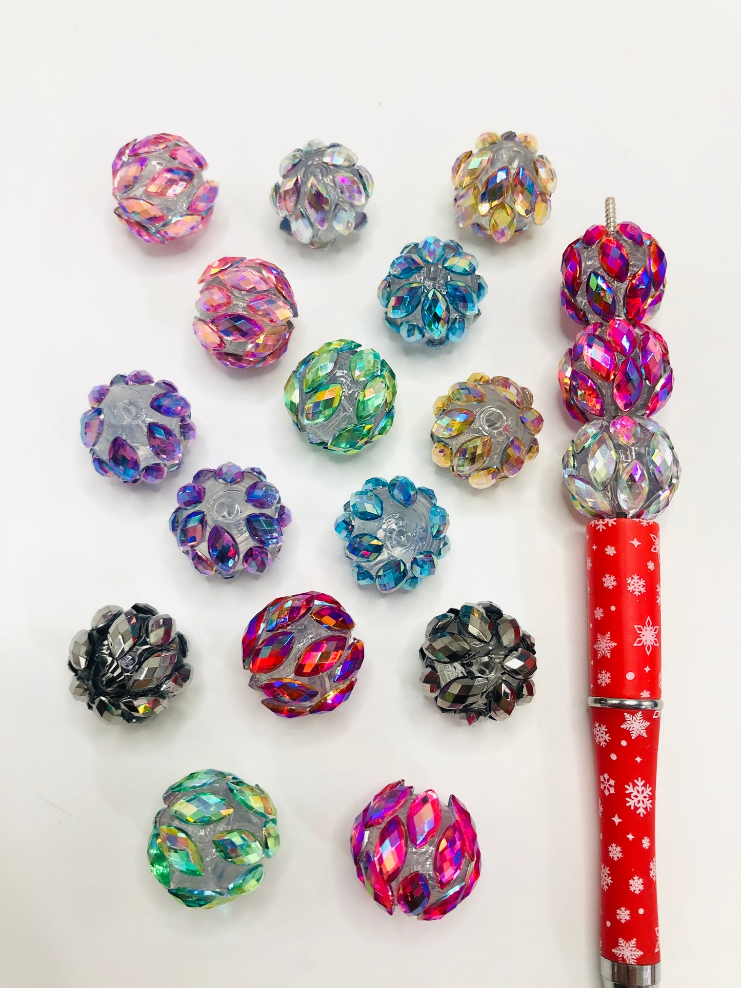 acrylic Prismatic crystal Chroma scale Scale and shell Dragon scale Bead 20mm Random Mix